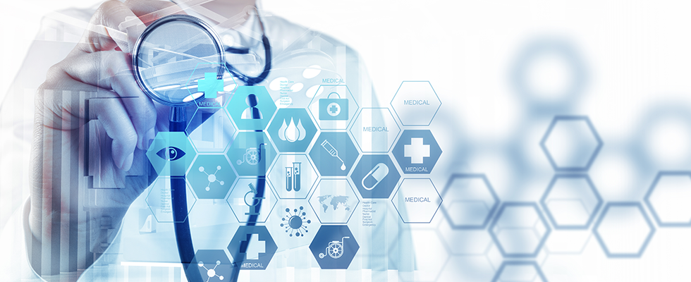 Medico con stetoscopio e simboli della diagnostica andrologica